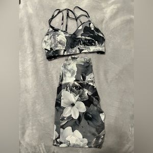 Women’s Old Navy Active Set